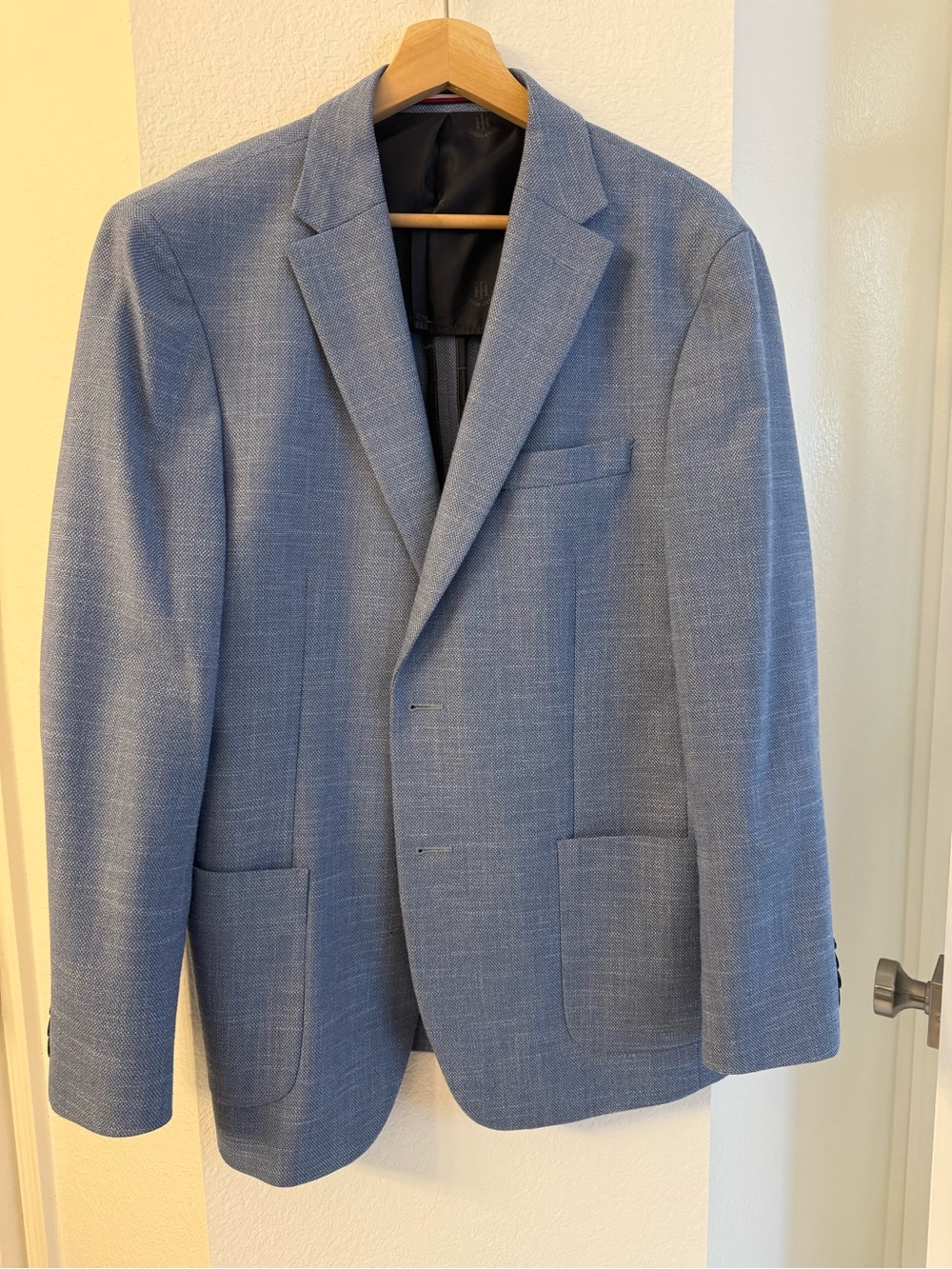 Men’s Tommy Hilfiger Blazer - Sz 42R